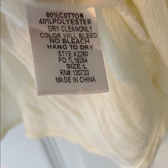 Beautiful lace peasant blouse - Picture 6 of 8